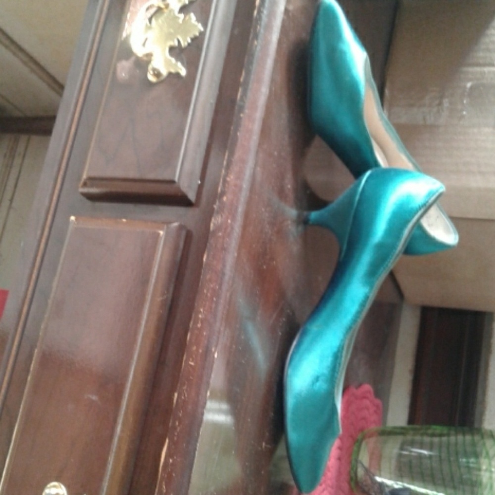 Dress shoes
